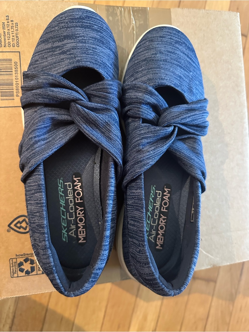 Skechers Women's Blue Slip-On Knit Shoes with Memory Foam, womens size 7